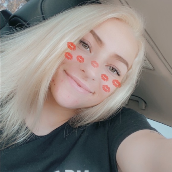 Meet your Posher, Rachael - Picture 3 of 4